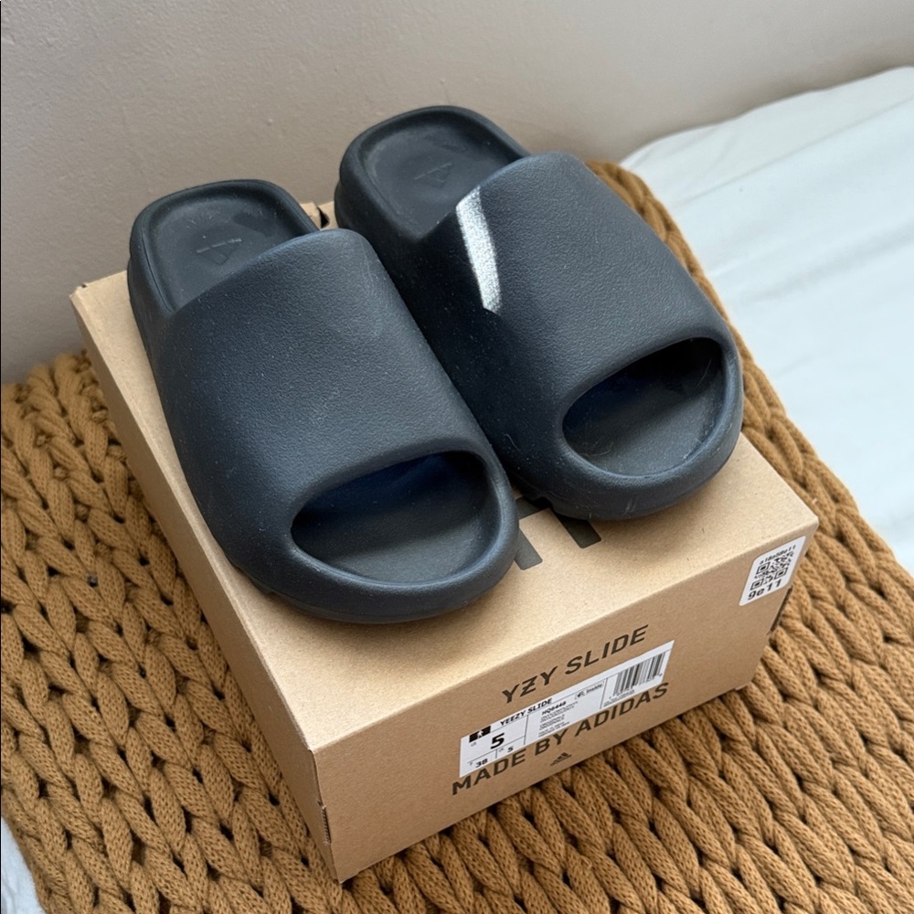 Adidas Onyx Yeezy Slide Sandals